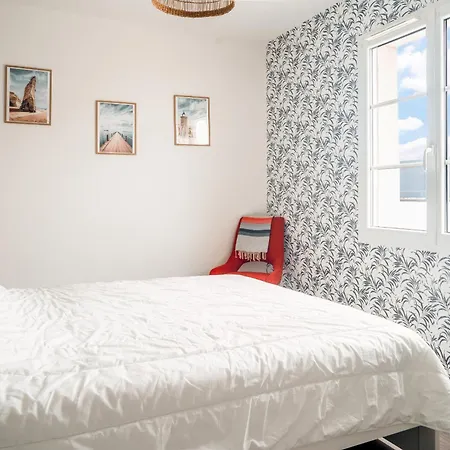 Grande Maison Moderne Pour 6 *