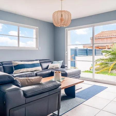 Grande Maison Moderne Pour 6 *